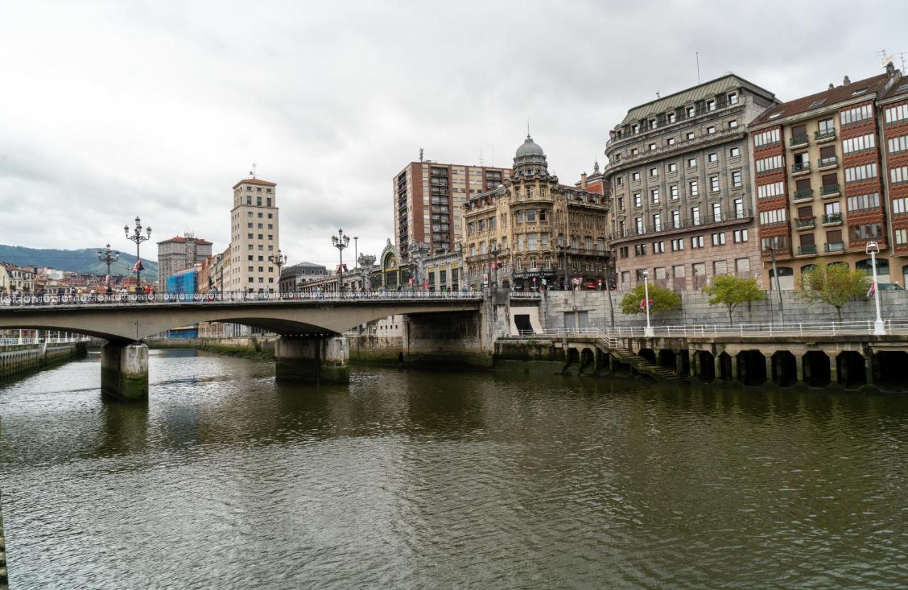 Nyx Hotel Bilbao By Leonardo Hotels Bagian luar foto